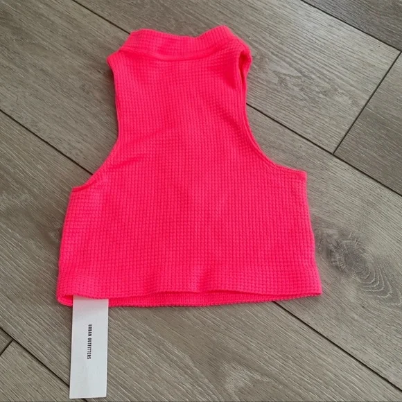 Urban Outfitters Hot Pink Knit Zip Up Crop Top Vest - Picture 2 of 2
